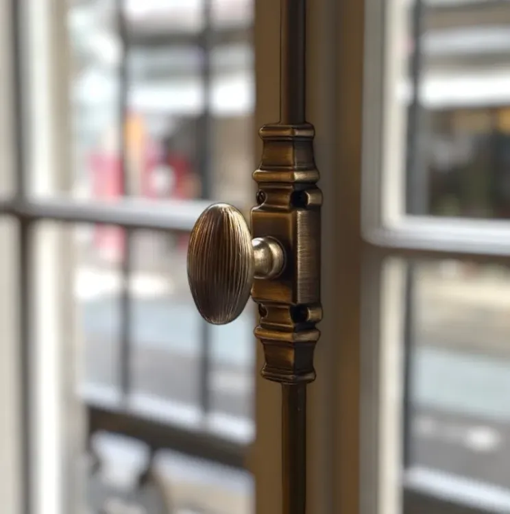 Image for Crémones & Accessoires